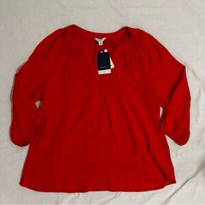 Crown & Ivy NWT Women’s Top Orange Size S 3/4 Elastic Sleeve Textured V-Neck